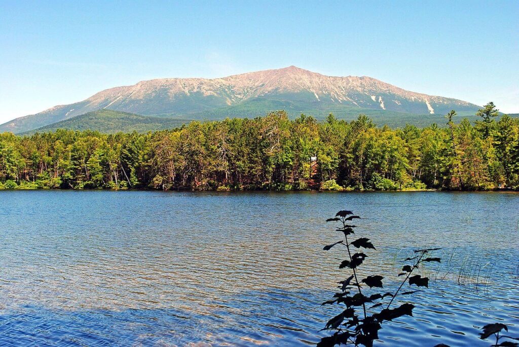 Mt katahdin located in Baxter State Park the highest mountain in the state of Maine 1